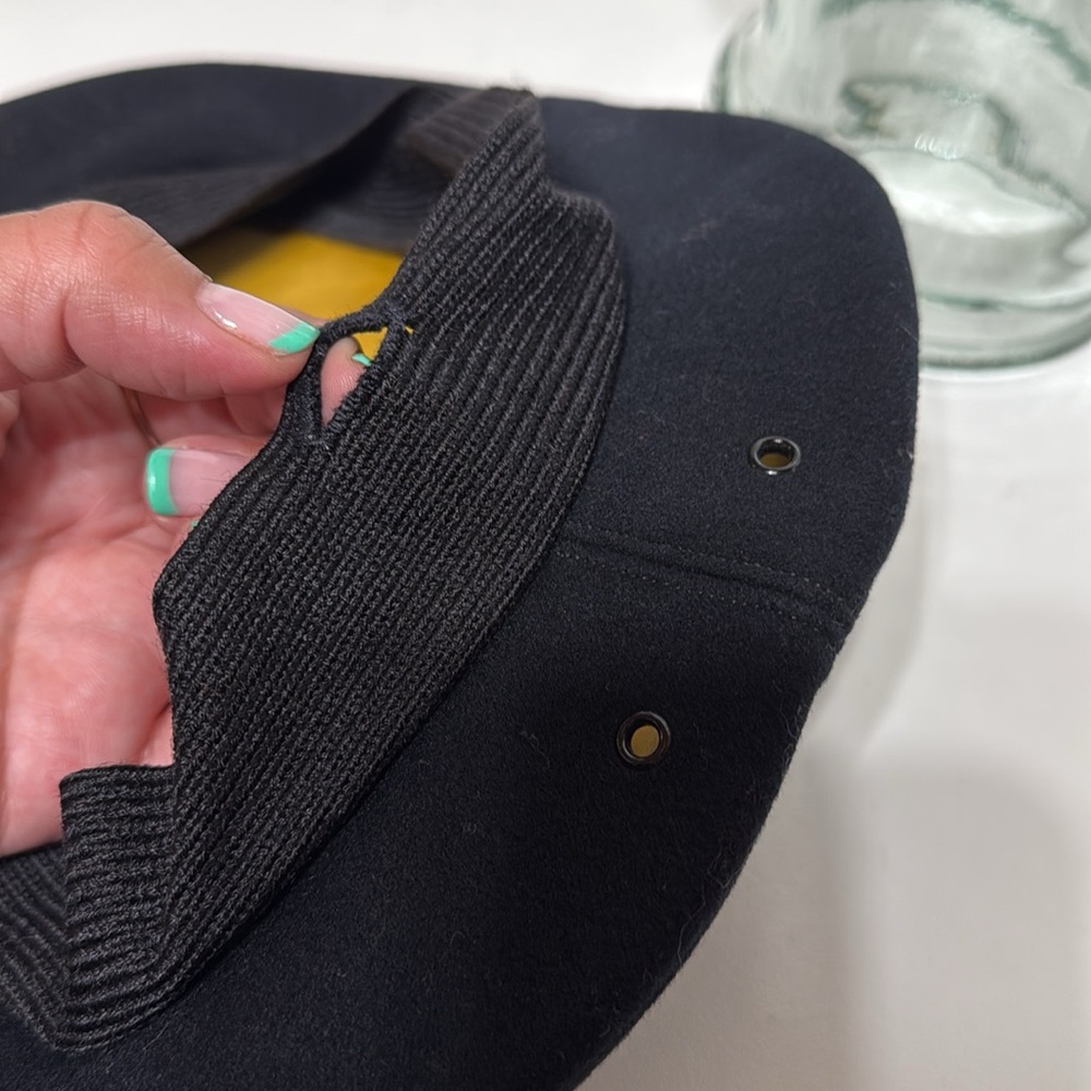 Bancroft 100% Wool Beret - Picture 13 of 13